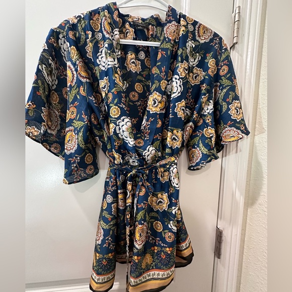 Gorgeous Ann Taylor dress top EUC - Picture 1 of 6